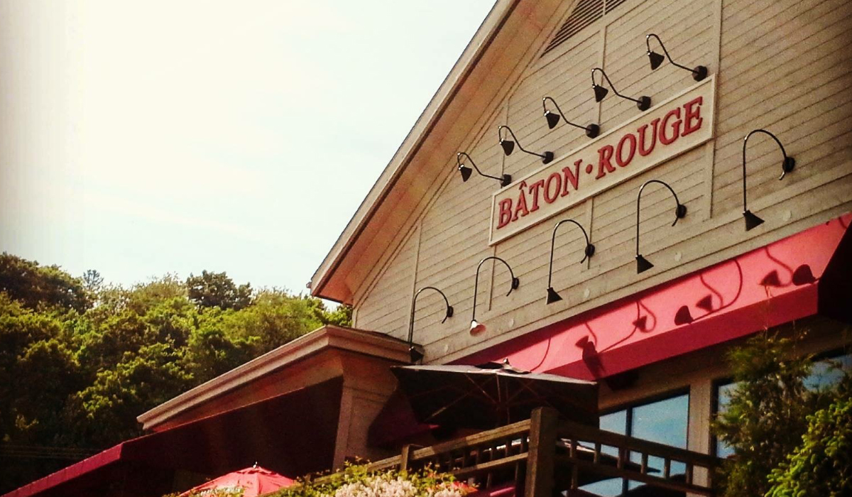 Baton-Rouge-Steakhouse-Bar-St-Sauveur-1